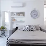 Casa Liri -centrale, Moderna, 5min Spiaggia, Ariston- *