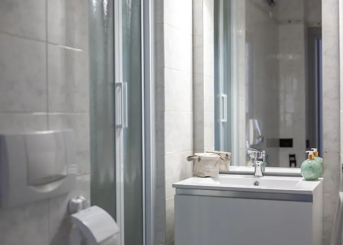 Casa Liri -centrale, Moderna, 5min Spiaggia, Ariston-