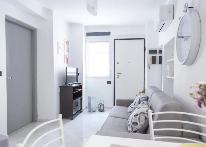 Casa Liri -centrale, Moderna, 5min Spiaggia, Ariston- Semesterbostad Sanremo