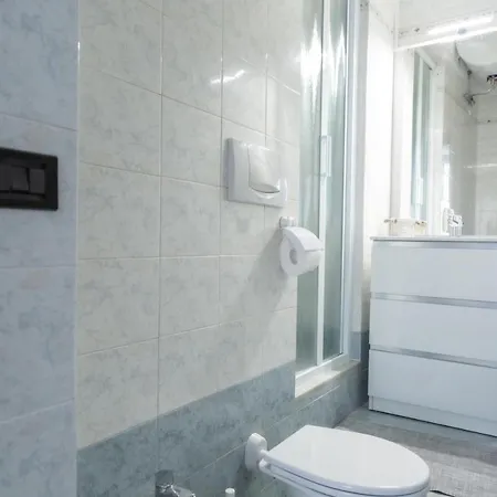 Casa Liri -centrale, Moderna, 5min Spiaggia, Ariston-