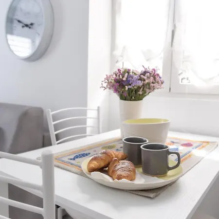 Ferienhaus Casa Liri -centrale, Moderna, 5min Spiaggia, Ariston-