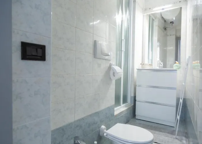 Casa Liri -centrale, Moderna, 5min Spiaggia, Ariston-