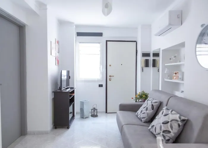 Casa Liri -centrale, Moderna, 5min Spiaggia, Ariston- San Remo